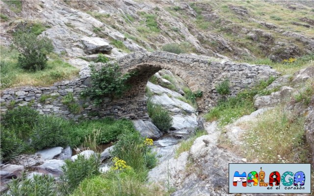 Puente romano en Sedella