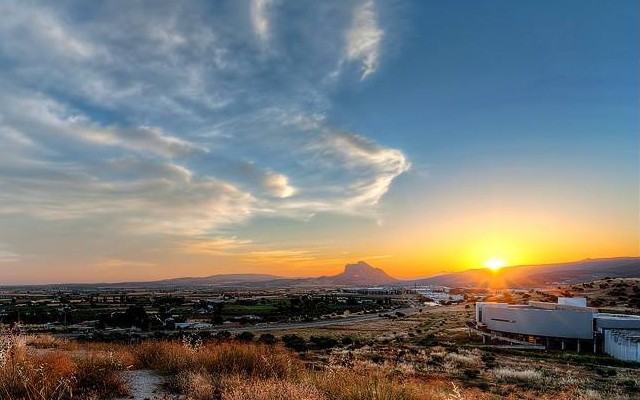 Amanecer desde el dolmen de Menga. Solsticio de Verano